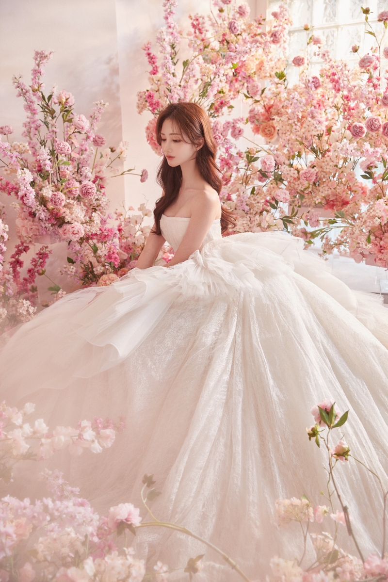 Ký Ức Không Còn Tên Anh