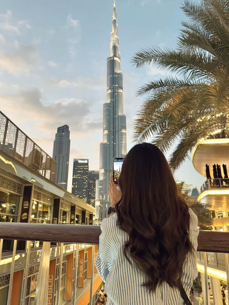 Không Cần Anh Nhận Ra, Tôi Vẫn Toả Sáng