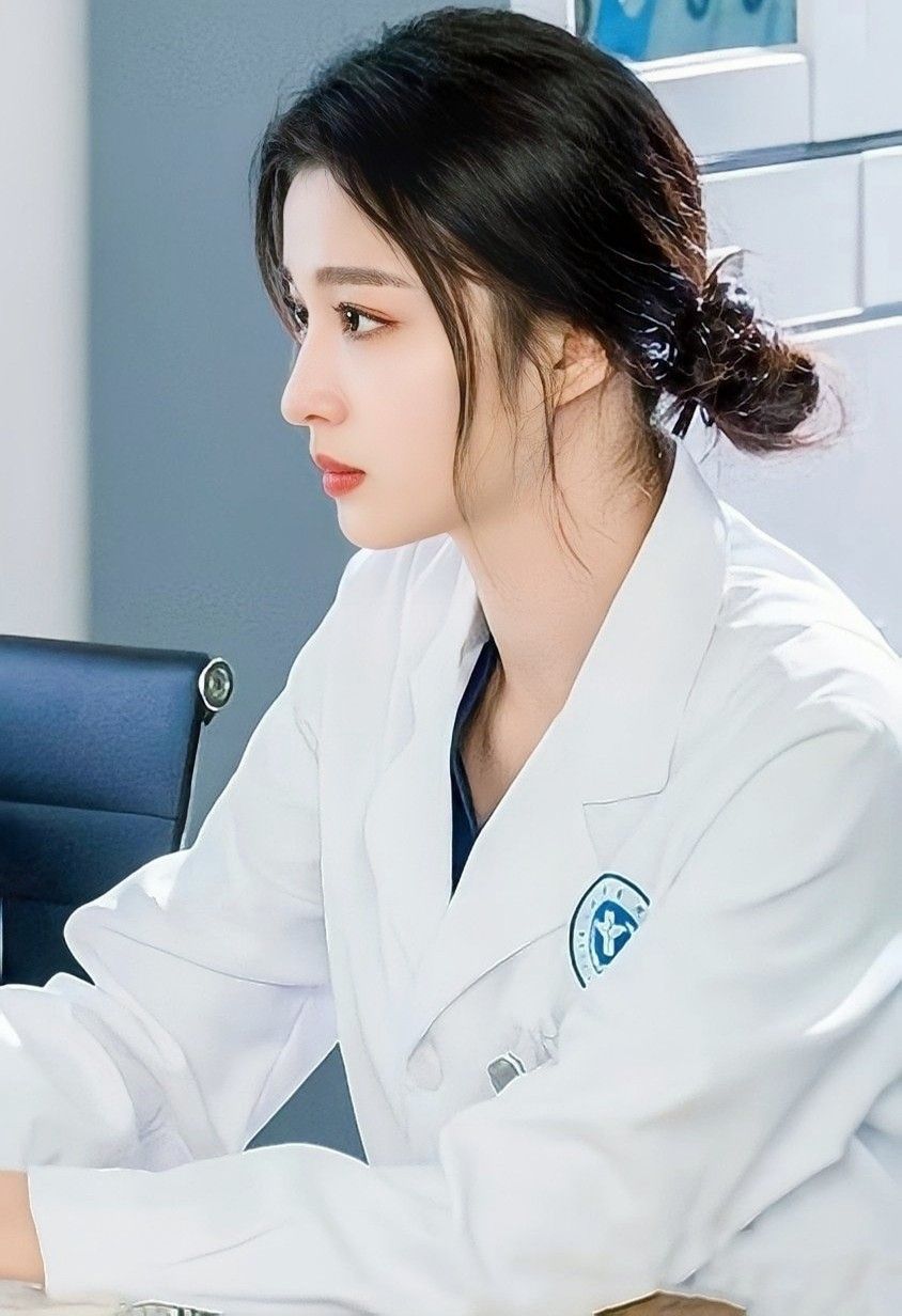 Anh Ấy Đến Đúng Lúc Em Không Còn Tin Vào Tình Yêu