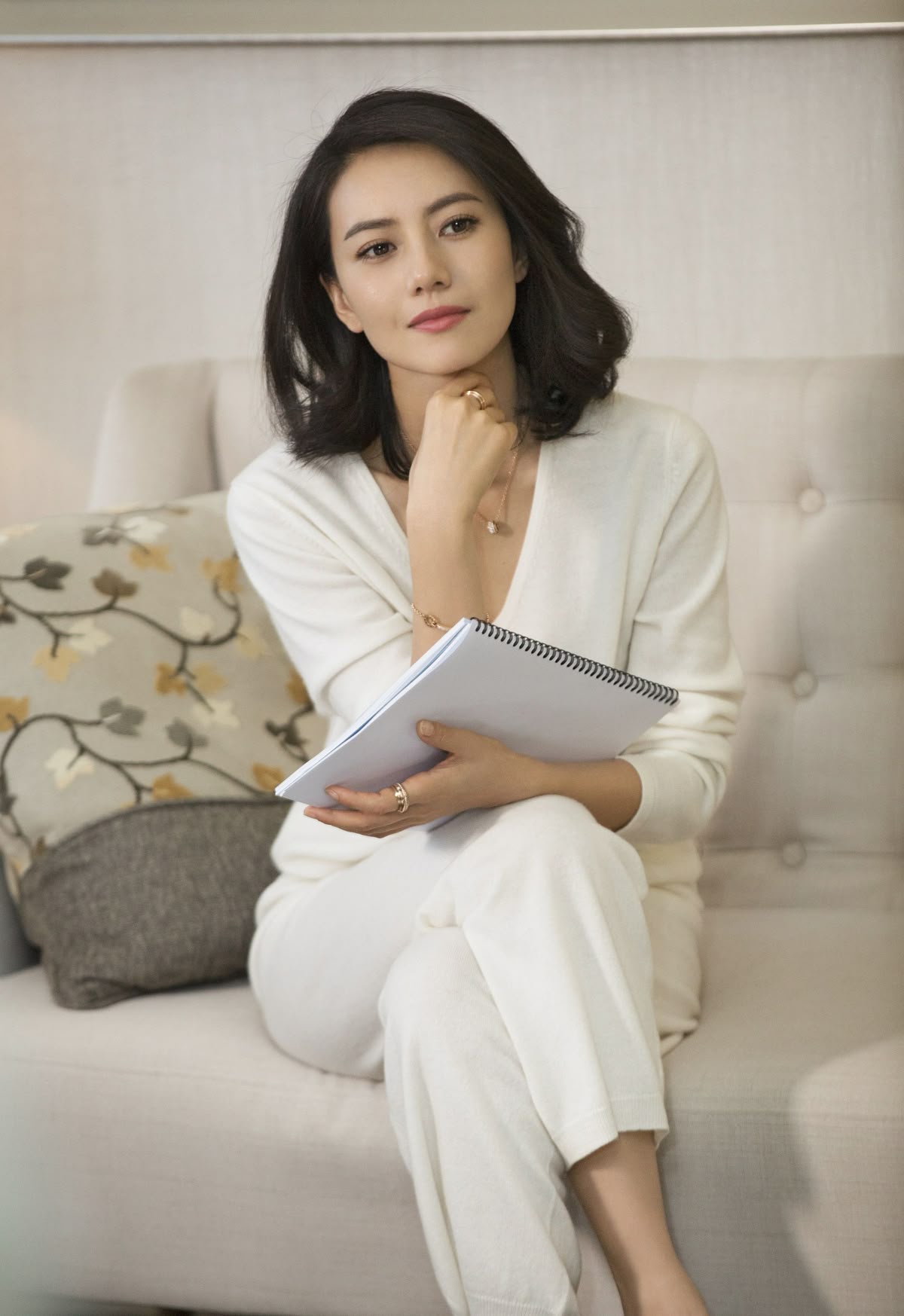 Chị Em Tốt Của Vị Hôn Phu Đập Xe Tôi – Tôi Đập Luôn Hôn Ước